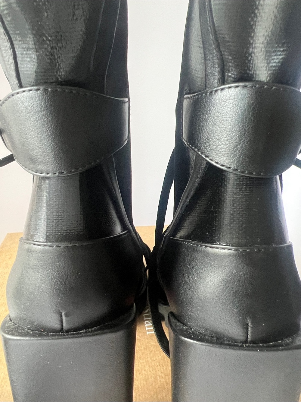 NIB Christian Louboutin Macademia 70 Black Combat Boots EU 40 Red Sole - Picture 13 of 16